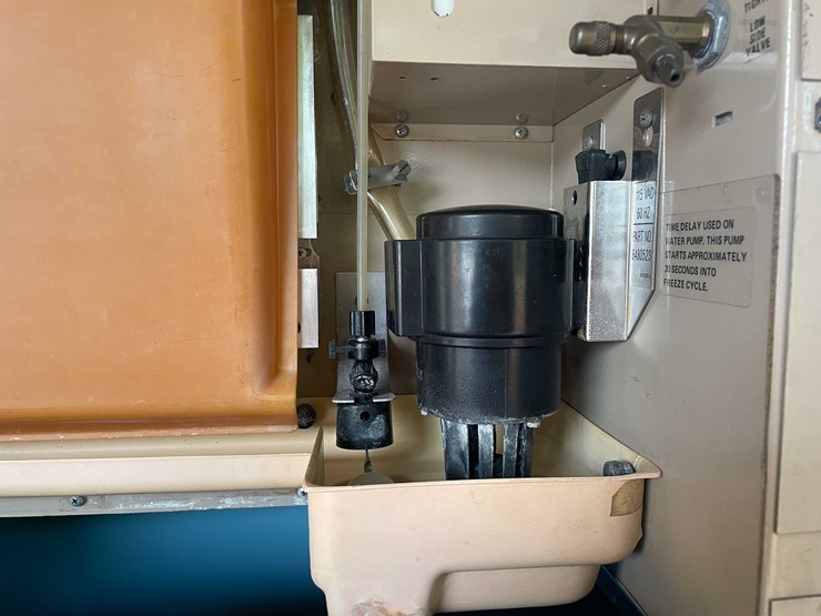 #6616-•-manitowoc-400-series-ice-machine-image-19