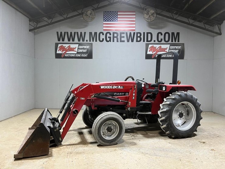case-ih-3220-image-1