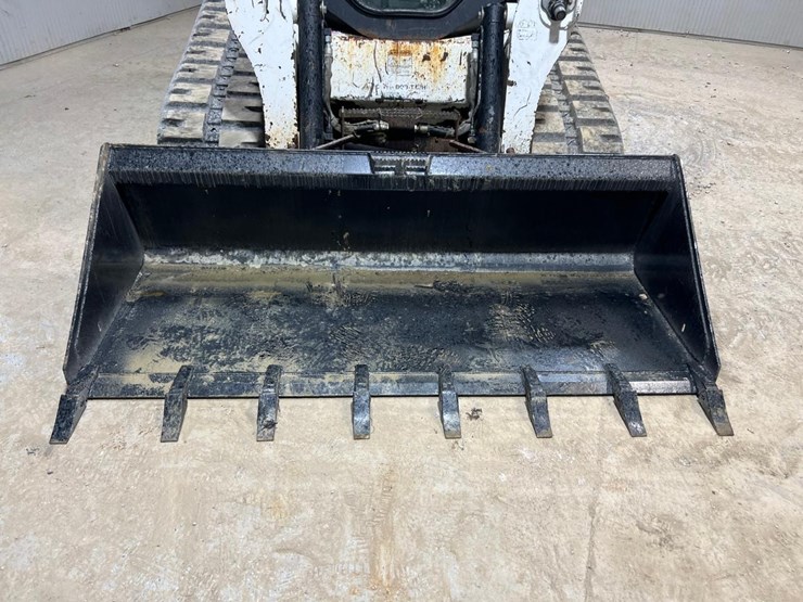 bobcat-t630-image-9