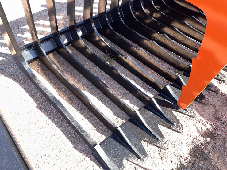 #4118-•-76"-skeleton-grapple-bucket-attachment-image-3