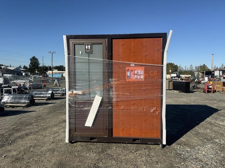 aboss-portable-bathoom-w/-shower-image-1