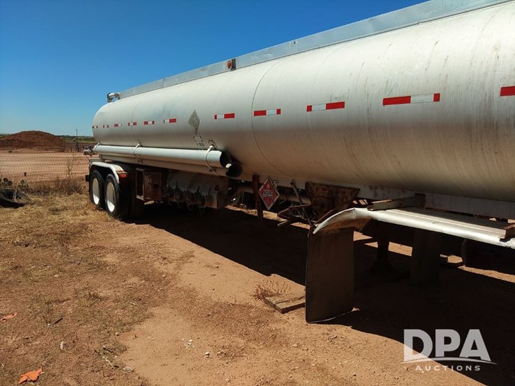 1974-trailmobile-trailer-image-1