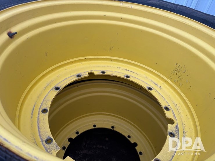 john-deere-r4045-image-2