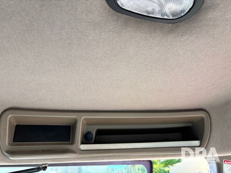 2020-case-ih-patriot-4440-image-112