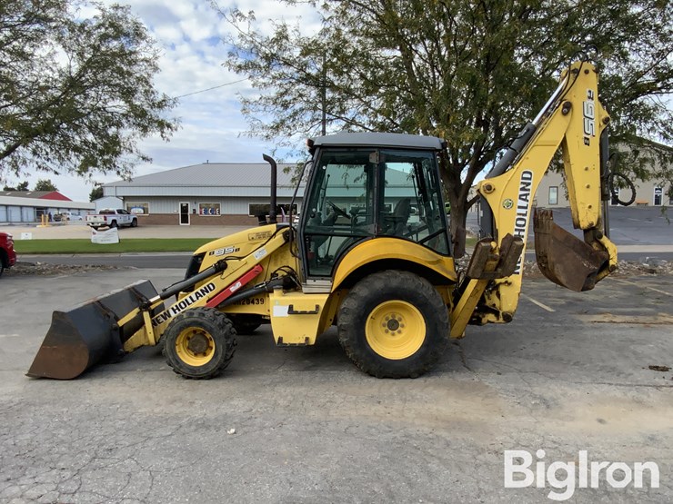 2005-new-holland-b95b-image-8