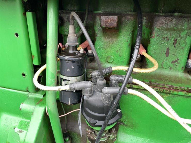 john-deere-3010-image-36