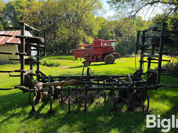 john-deere-1010-image-6