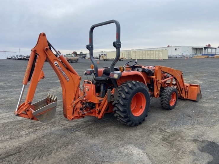 2010-kubota-l3200-image-5