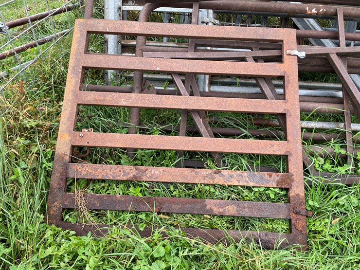 #9615-•-miscellaneous-gates-image-2