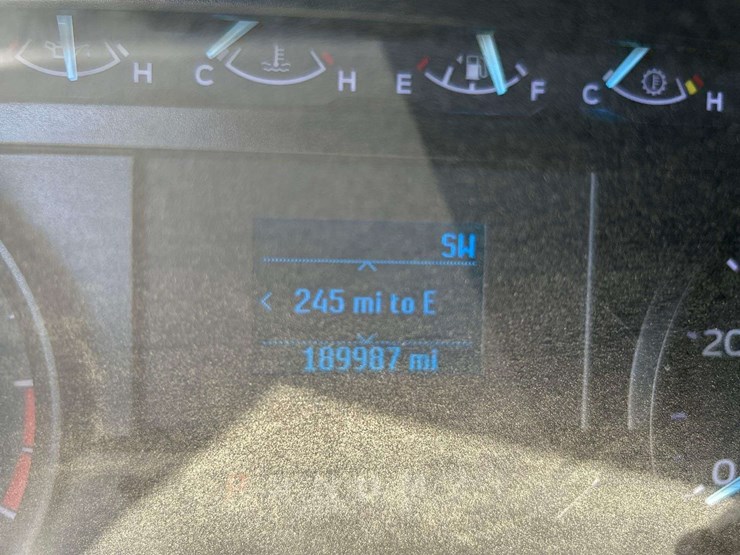 2022-ford-f250-xl-image-6