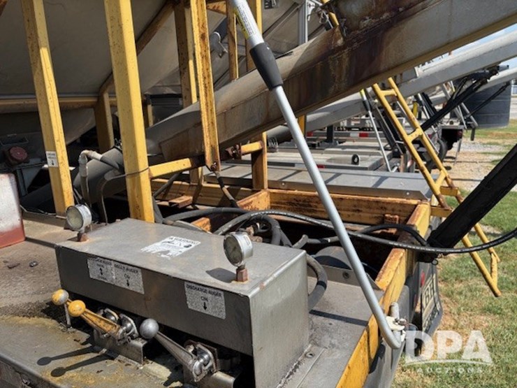 2013-kbh-dry-trailer-(dr12537-unit-4669)-image-8