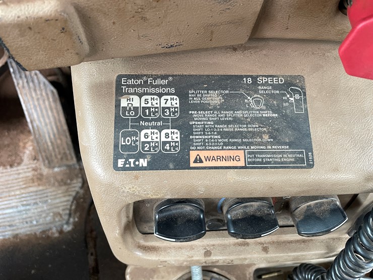 #1000-•-2005-mack-semi-tractor-(has-mi-title)-image-27