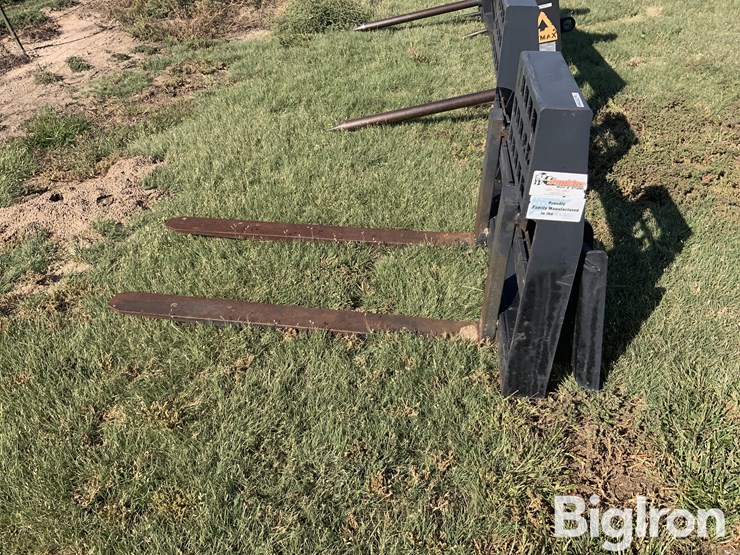 jenkins-skid-steer-pallet-fork-image-8