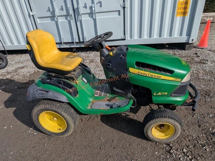 john-deere-175-image-9