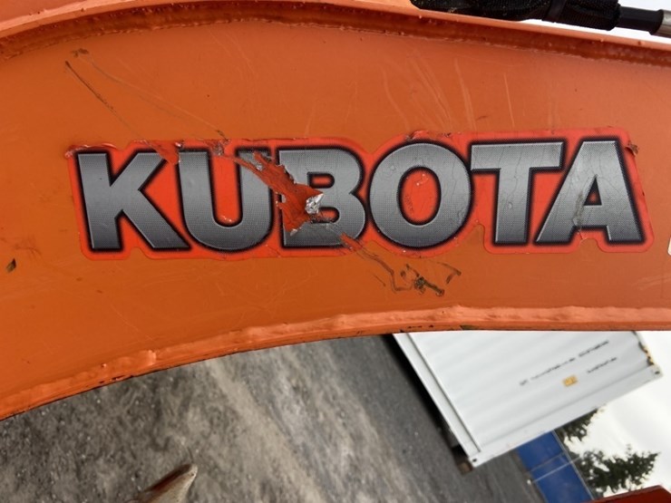 2010-kubota-l3200-image-11