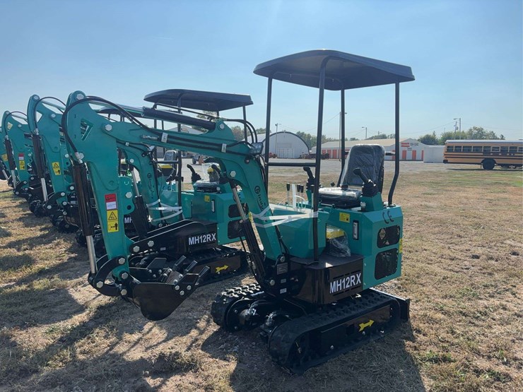 mini-excavator-mh12rx-image-2