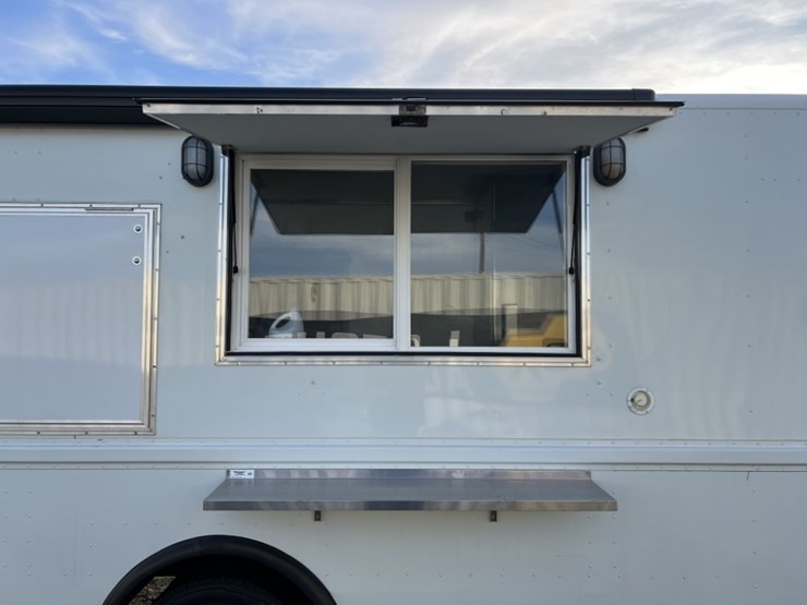 2006-freightliner-mt45-image-26