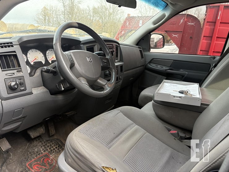 2006-dodge-ram-1500-image-11