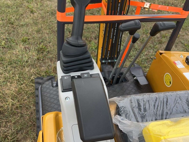 mini-excavator-mx20r-image-18