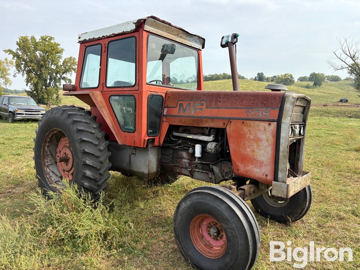 1973-massey-ferguson-1135-image-3