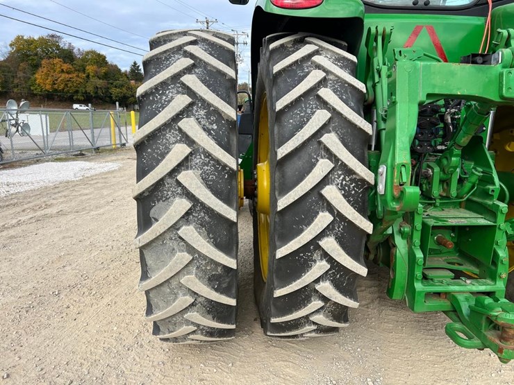 john-deere-8245r-image-12