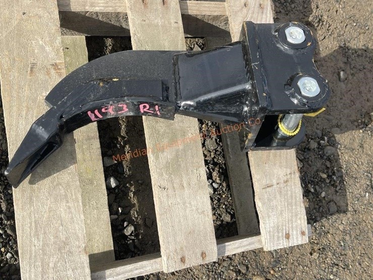 ir-mini-excvator-ripper-image-3