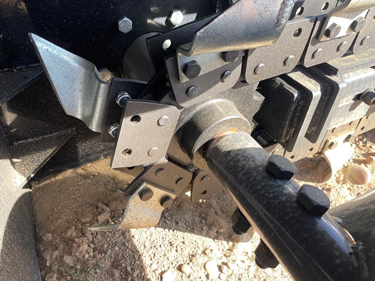 #4095-•-wolverine-hydraulic-trencher-attachment-image-13