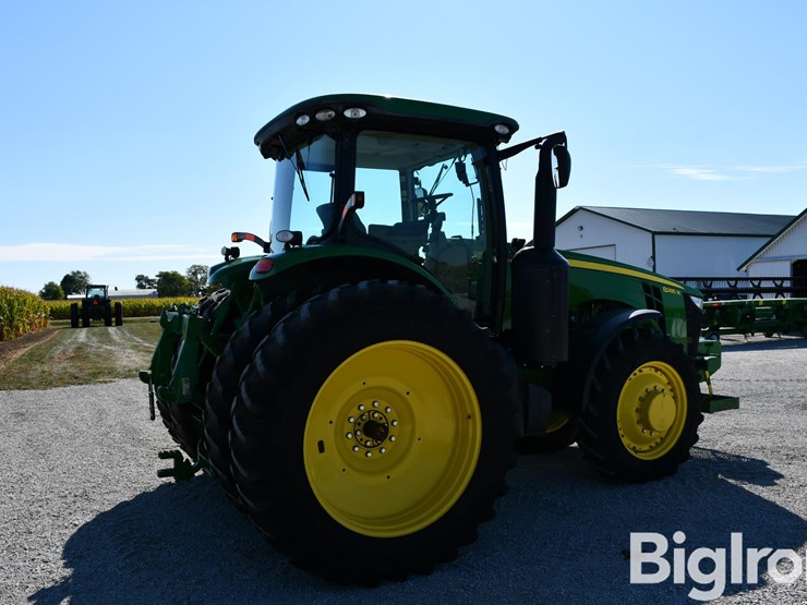 2011-john-deere-8285r-image-5