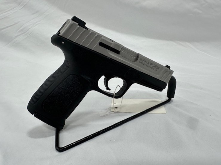 #2025-00030-•-smith-and-wesson-sd9-ve-pistol-image-9