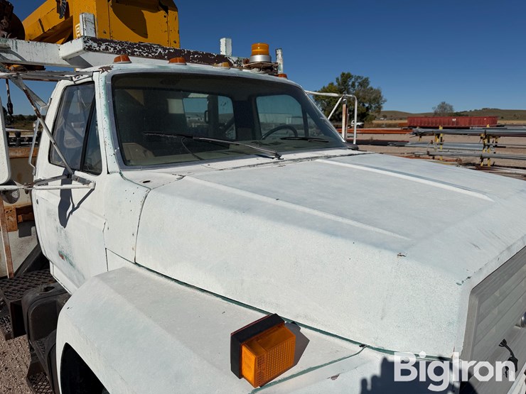 1989-ford-f800-image-10