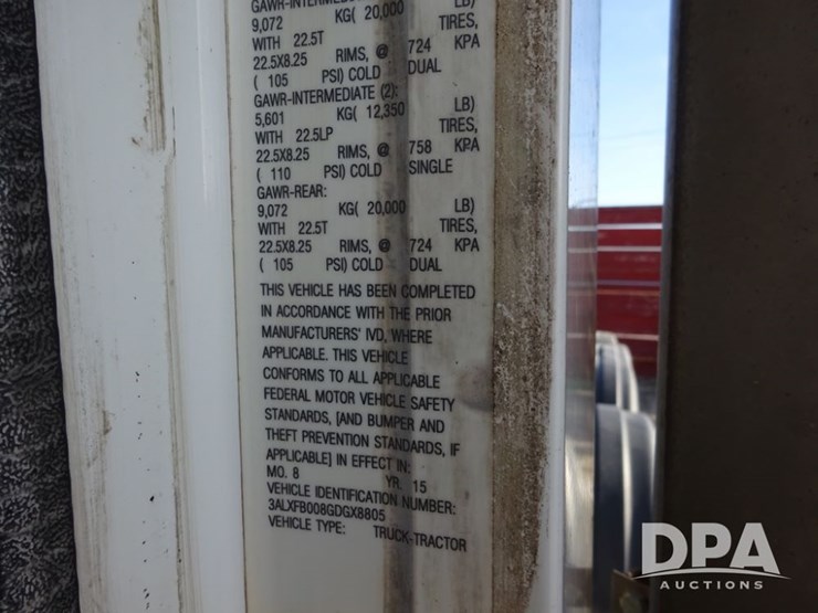 2016-freightliner-coronado-day-cab-glider-truck-(pz13982,-unit-720)-image-111