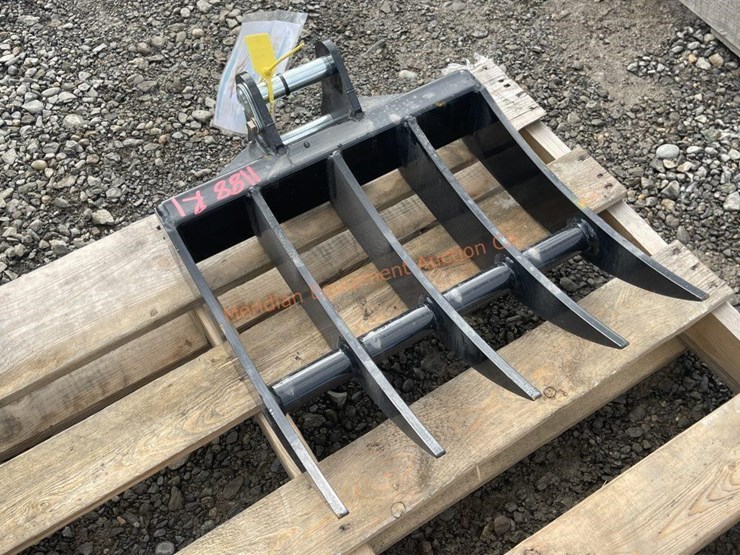 ir-mini-excavator-rake-image-5