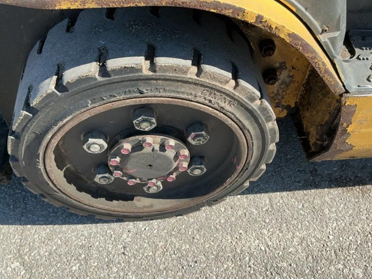 caterpillar-c5000-image-27