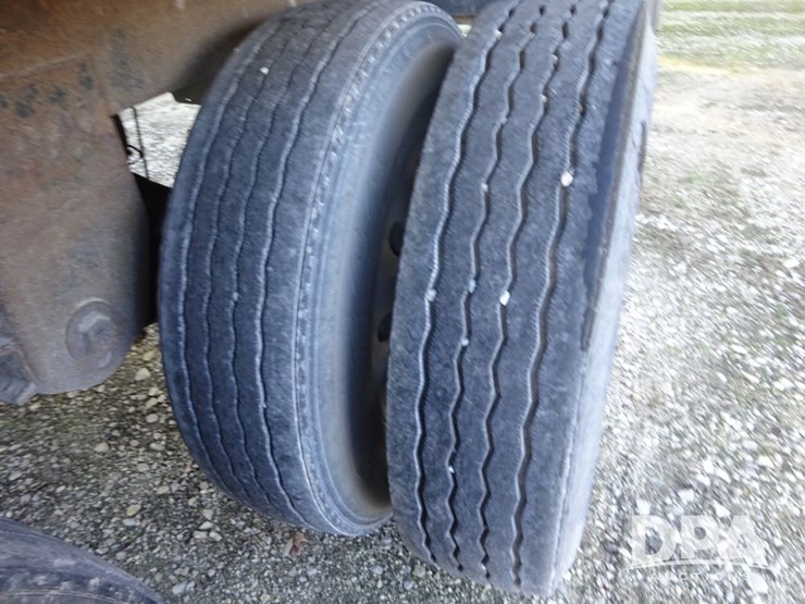 2014-timpte-hopper-bottom-image-35