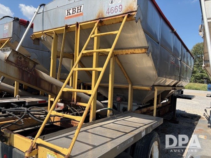 2013-kbh-dry-trailer-(dr12537-unit-4669)-image-3