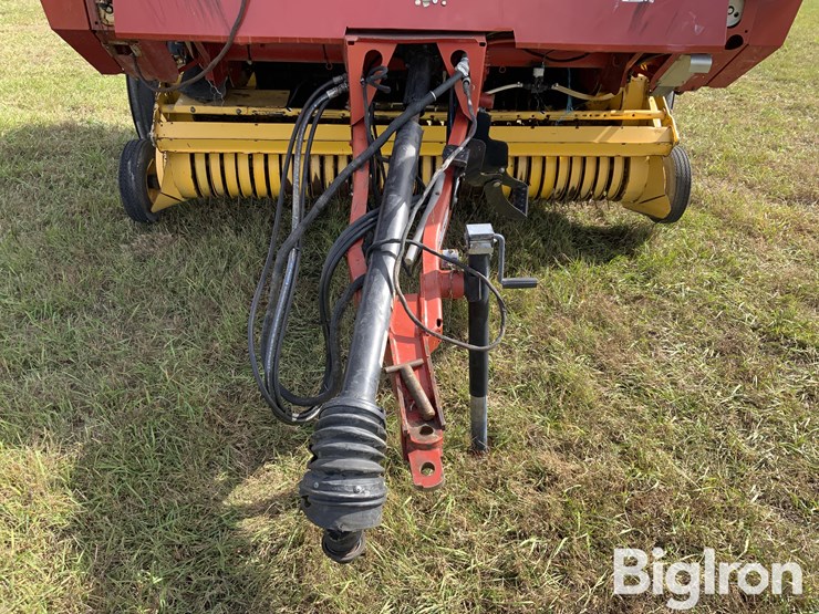 2013-new-holland-br7090-image-10