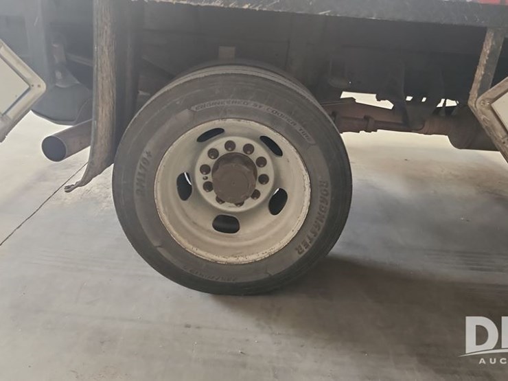 2012-dodge-ram-5500-image-26