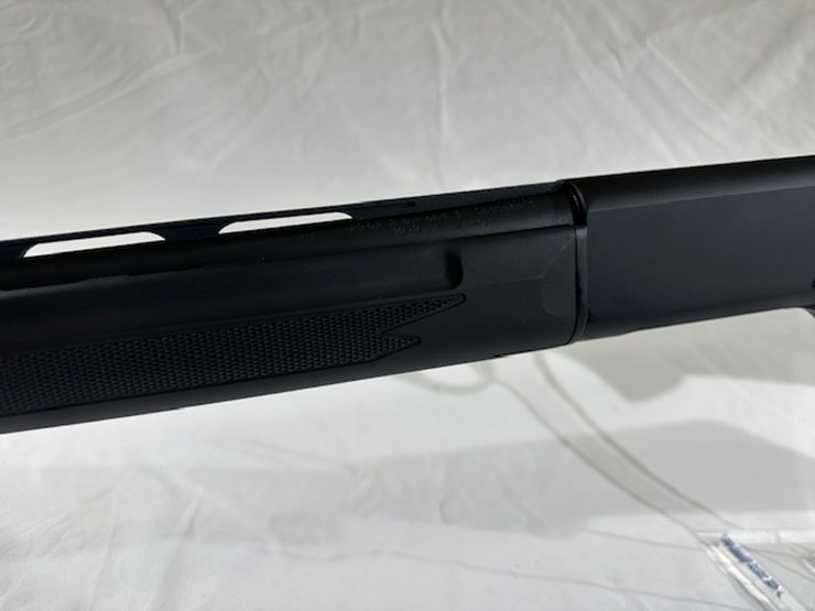 #2025-00039-•-weatherby-sa-08-shotgun-image-13