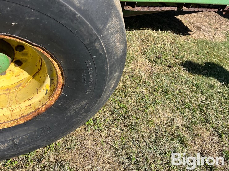 john-deere-680-image-16