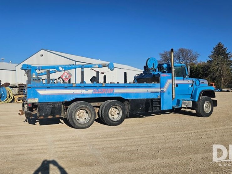 1996-ford-lt9000-image-4