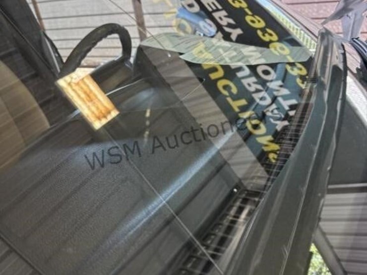 2017-ford-explorer-image-16