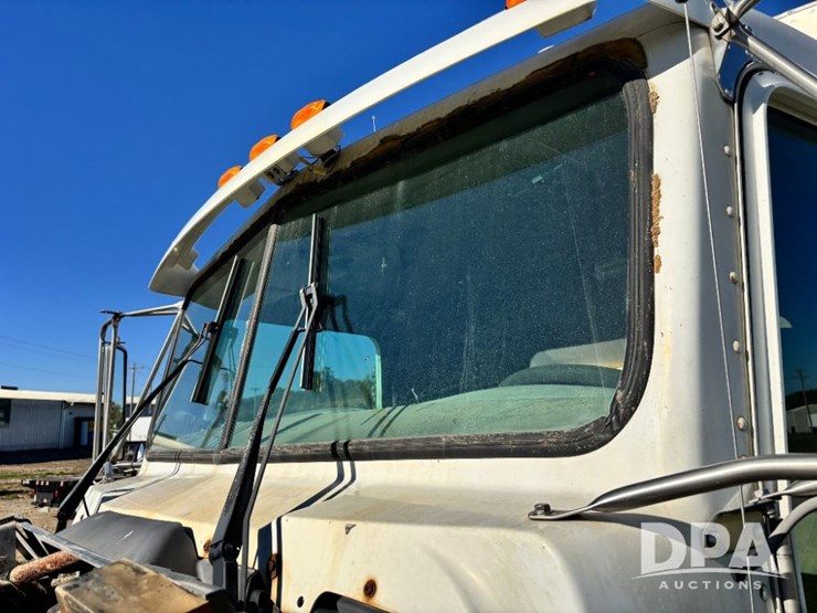 2007-kenworth-t800-image-63