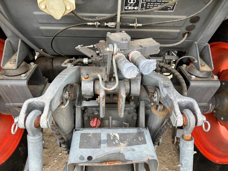 kubota-m7040-image-15