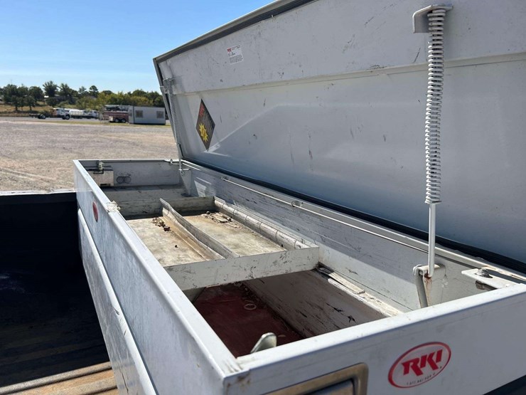 2016-chevrolet-silverado-2500-image-27