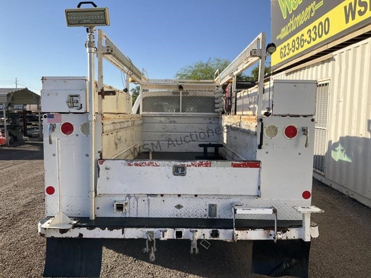 2016-ford-f550-image-6