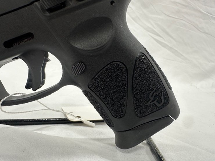 #2025-00071-•-taurus-g3c-pistol-image-19