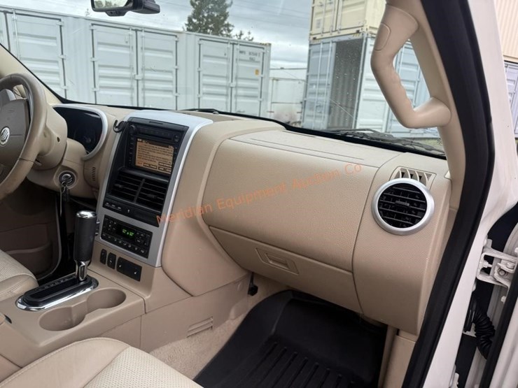 2007-mercury-mountaineer-image-25