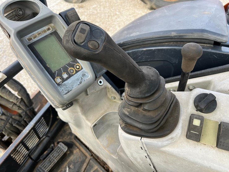 hitachi-zx35u-5-image-29