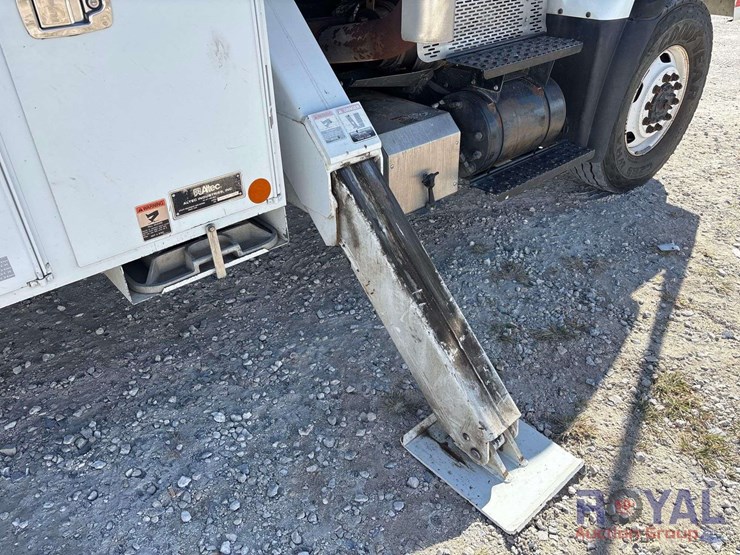 2013-international-workstar-7400-image-36