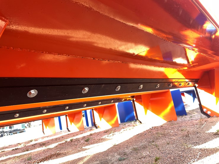 #4062-•-10'-hd-snow-pusher-attachment-image-10